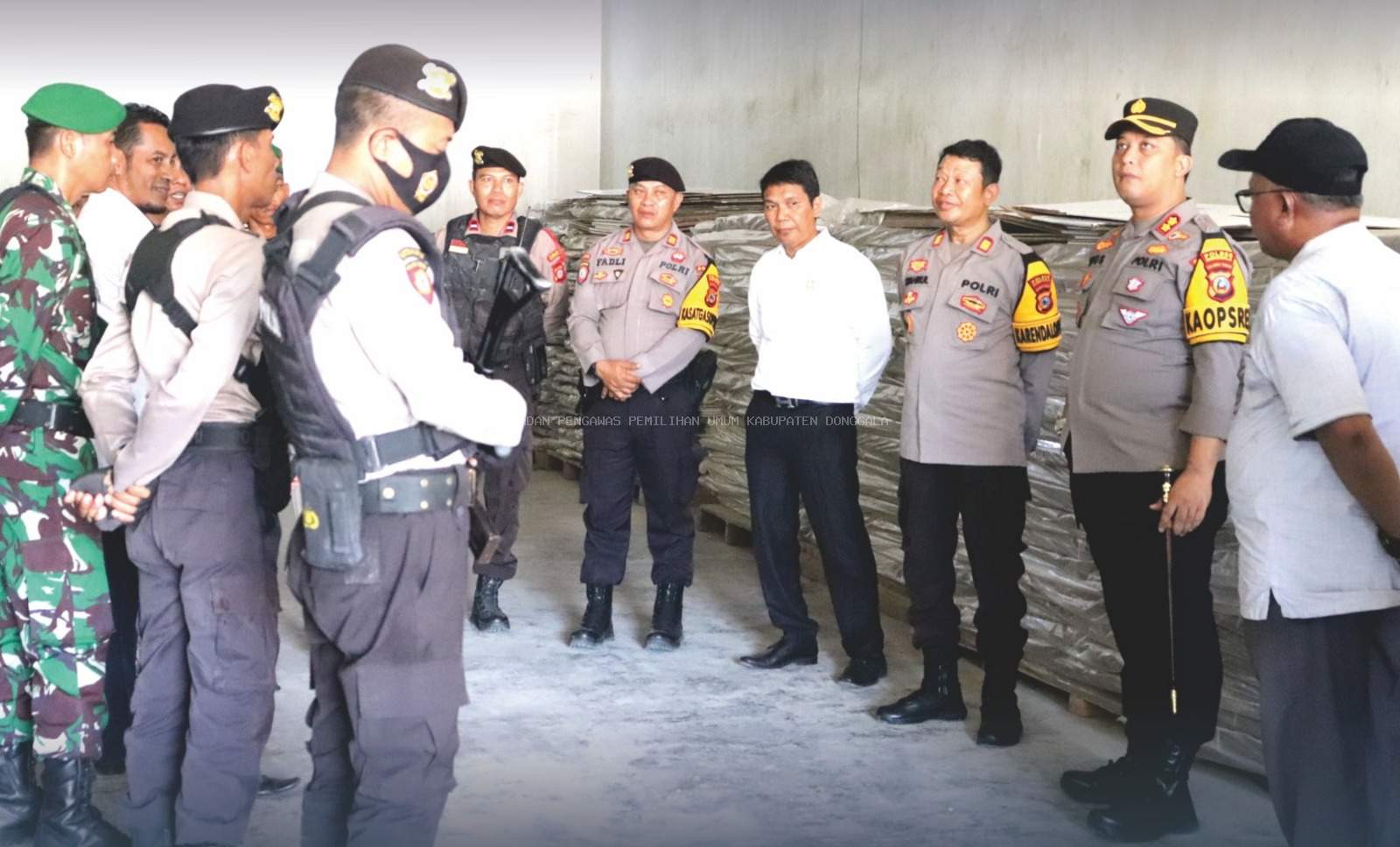 Memastika Keamanan dan Kelancaran Tahapan Pemilu Kapolres Bersama Bawaslu Donggala Sambangi Gudang Penyimpanan Logistik 