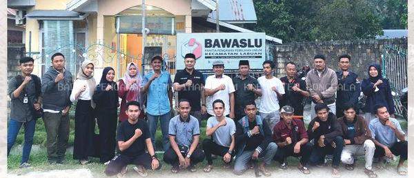 PENGUATAN KAPASITAS JAJARAN PENGAWAS PEMILU TINGKAT KECAMATAN DAN DESA JELANG PEMILU