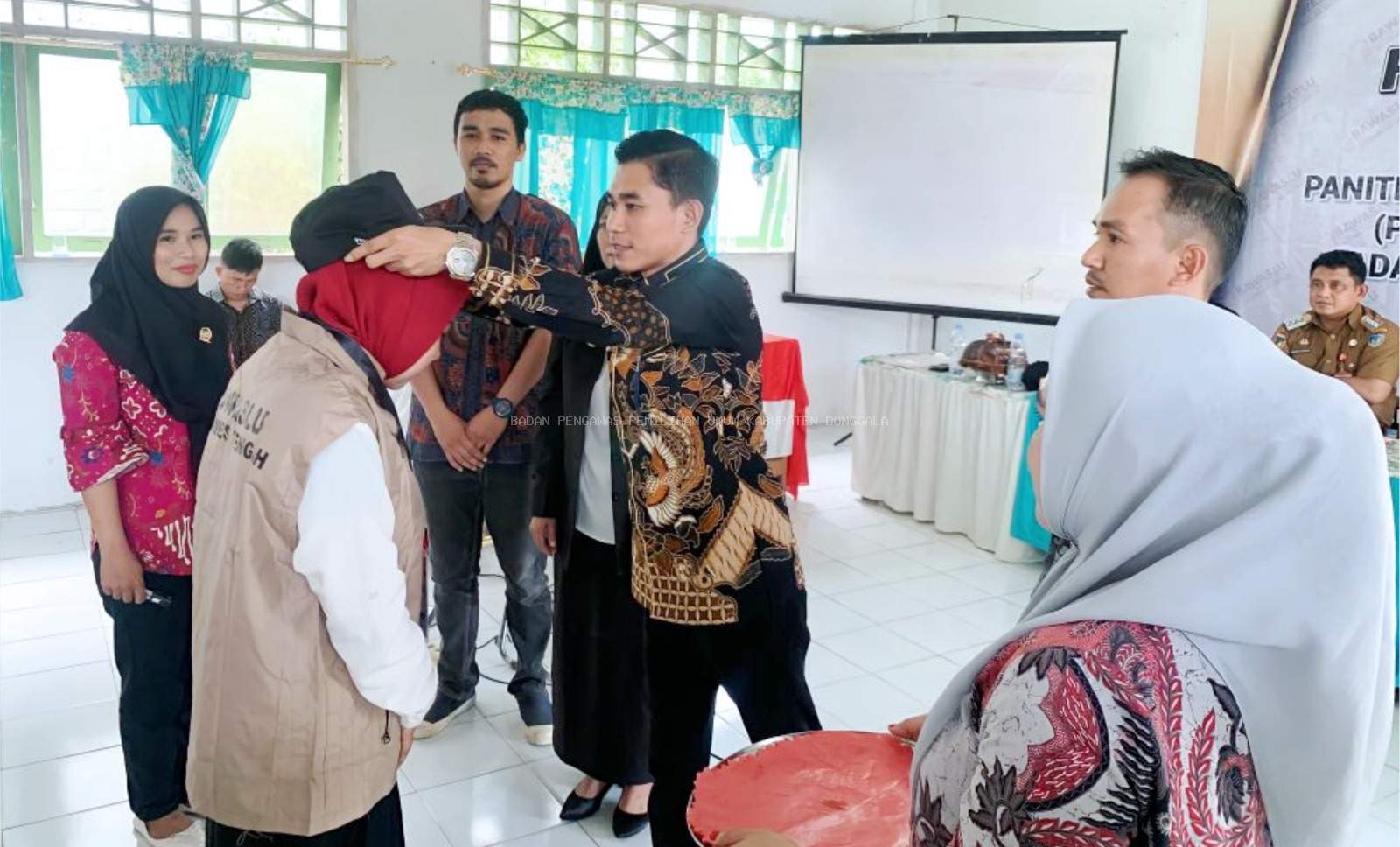 Bawaslu Donggala Resmi Melantik Pengawas TPS. Siap Kawal Pemilu