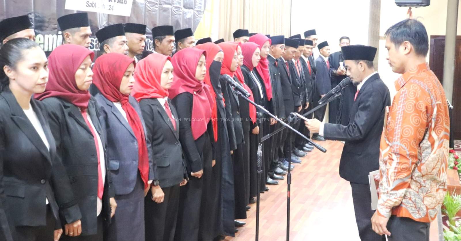 48 Panwascam se-Kabupaten Donggala Resmi Dilantik Untuk Pilkada Bupati dan Wakil Bupati Donggala
