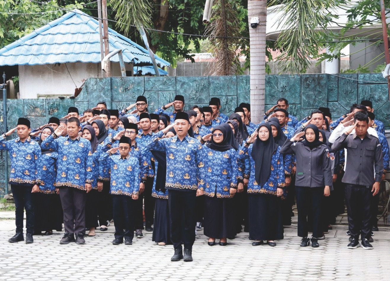 Bawaslu Provinsi Sulawesi Tengah gelar upacara peringatan hari pahlawan tahun 2025, bertajuk "Pahlawanku Teladanku, Bergerak Melanjutkan Perjuangan"