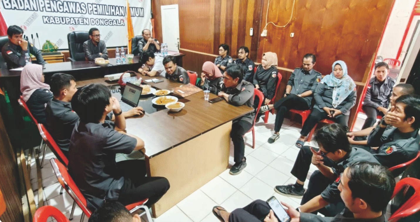  rapat internal membahas penguatan reformasi birokrasi di Kantor Sekretariat