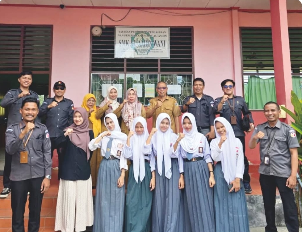 Pelajar Jadi Target Edukasi Demokrasi, Bawaslu Donggala Lakukan Kunjungan Sekolah
