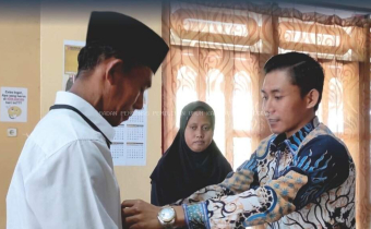 PELANTIKAN PENGGANTI ANTAR WAKTU PENGAWAS KELURAHAN/DESA, KECAMATAN TANANTOVEA